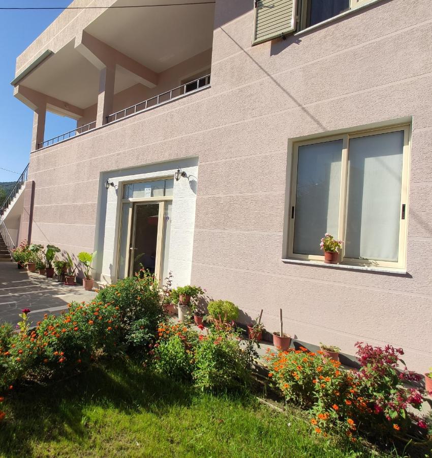 Olive B&B Berat Exterior foto